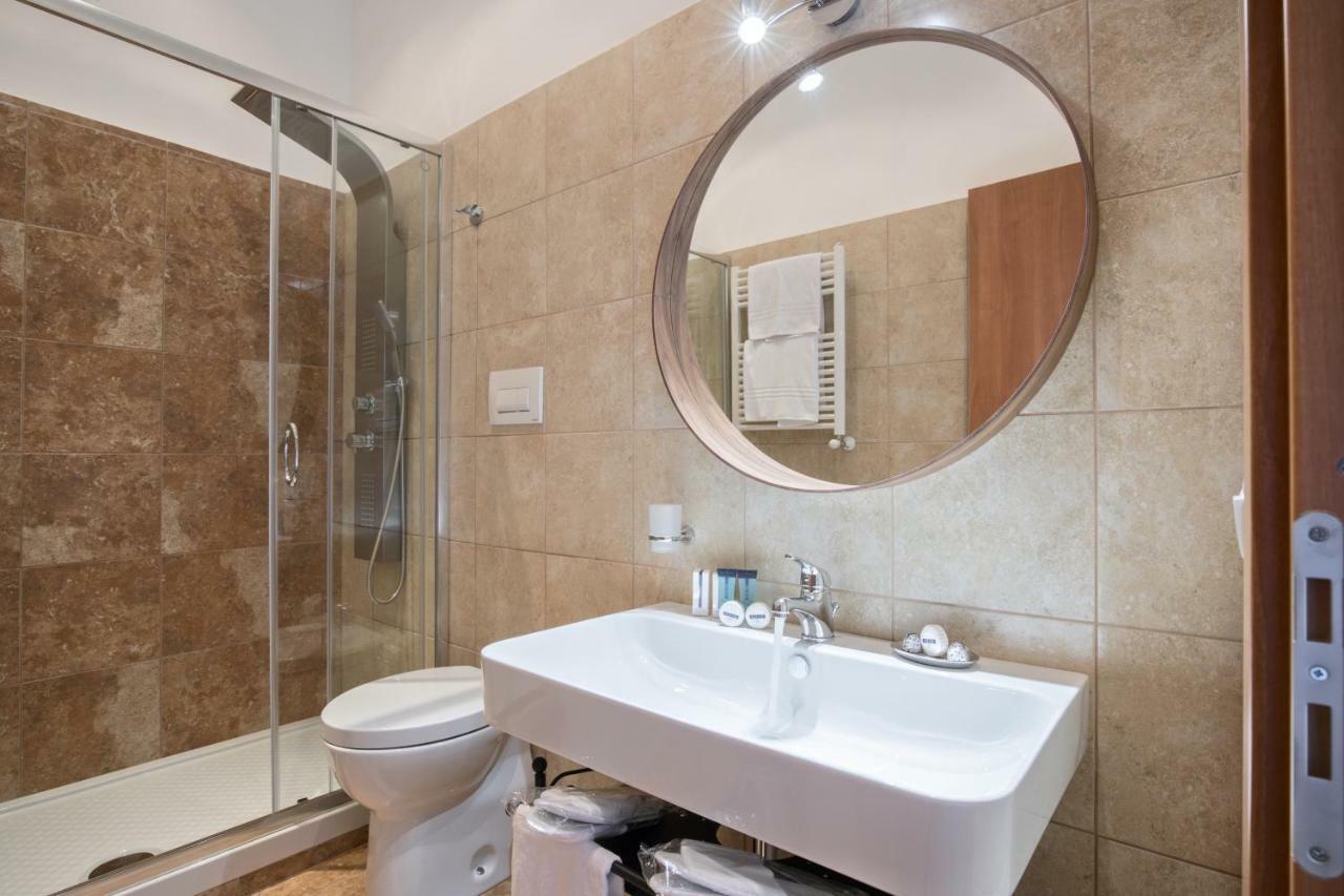 Vatican Domus Smart Rooms โรม ภายนอก รูปภาพ